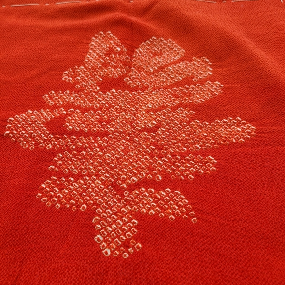 Vintage Silk Kimono Fabric Reverses to  Shibori Fabric Decoration 14" x 15" - Picture 7 of 12